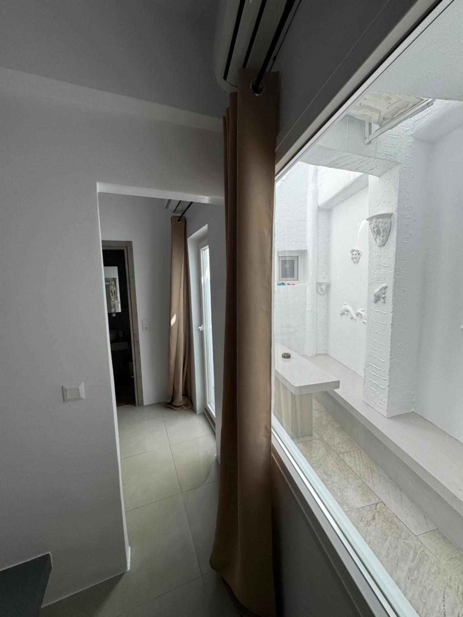 Madaky Hotel Nausa Zewnętrze zdjęcie